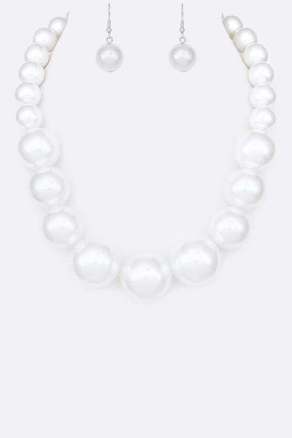 Large Pearl Necklace Set